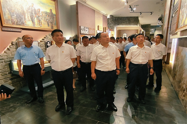 1762486824602125.jpg 4.jpg