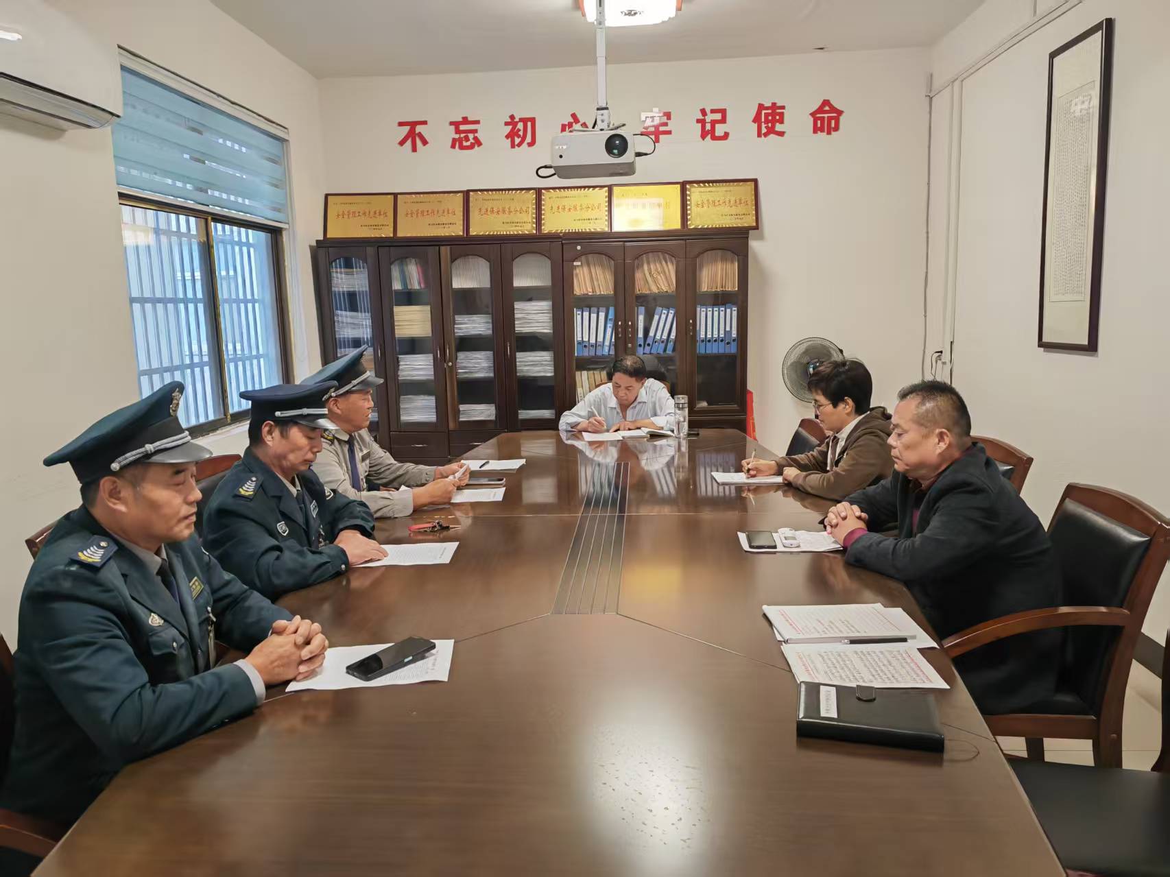 1763691447709183.jpg 1763691447709183.jpg